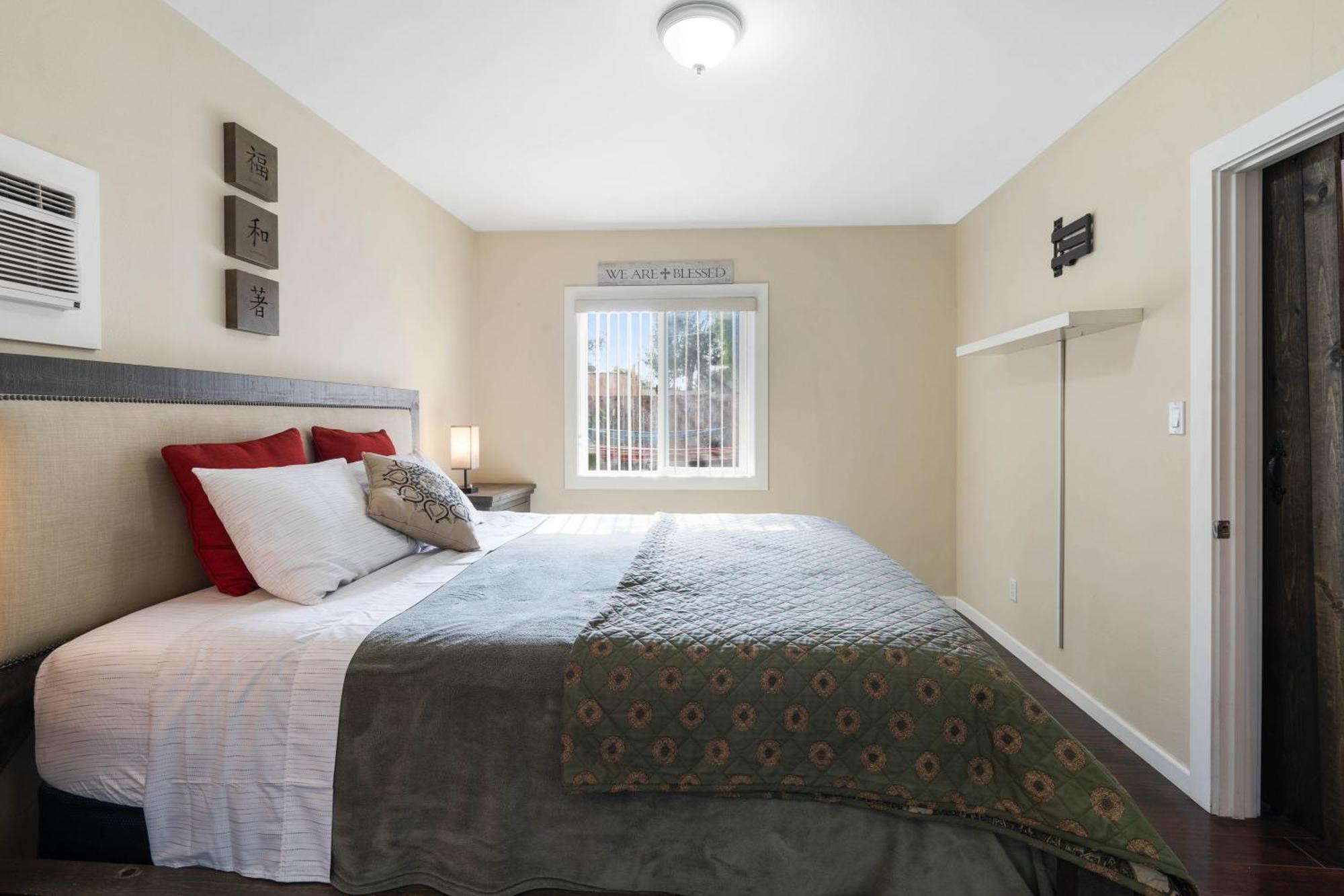 Vakantiehuis 1 Bd In La Perfect For Long Term